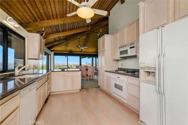 Dining room, Interior, Kitchen, Wooden Beams, Wooden Ceilings, Wood Texture Flooring