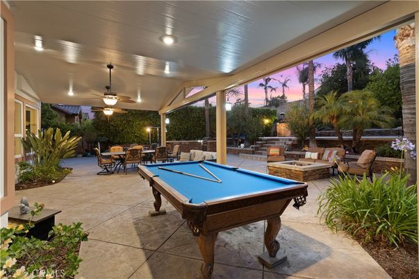 Billiard Table, Exterior, Game Room
