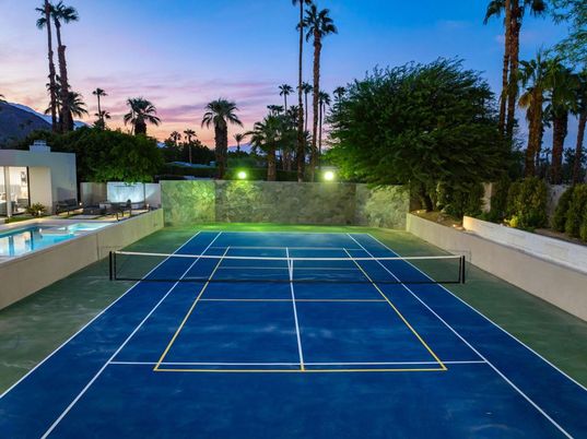 Exterior, Tennis Courts