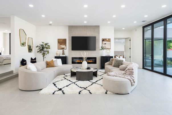 Fireplace, Interior, Living room, Recessed Lighting