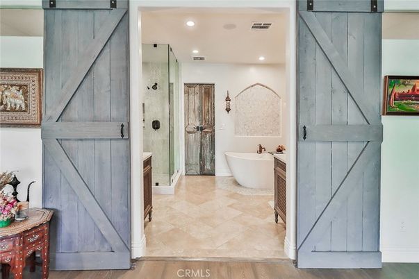 Bathroom, Free Standing Baths, Glass Shower, Interior, Recessed Lighting