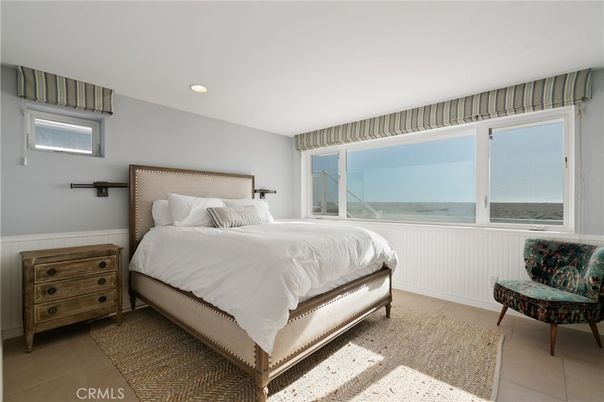Bedroom, Interior, Recessed Lighting, Water
