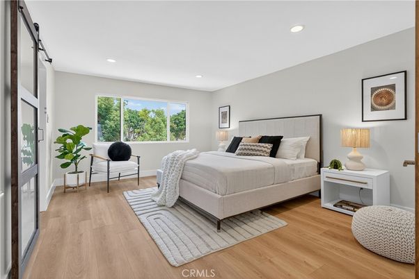 Bedroom, Interior, Recessed Lighting, Wood Texture Flooring