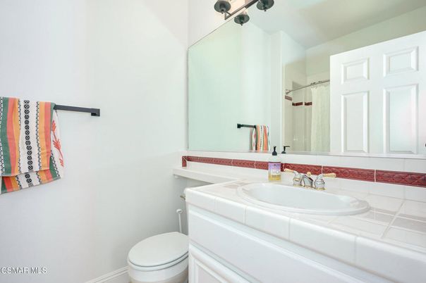 Bathroom, Interior, Tile Countertops