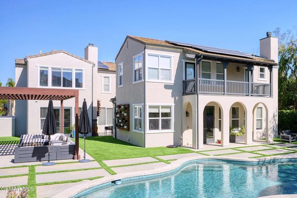 Exterior, Pool, Solar Panels