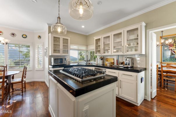 Dining room, Interior, Kitchen, Pendant Lights, Recessed Lighting, Wood Texture Flooring