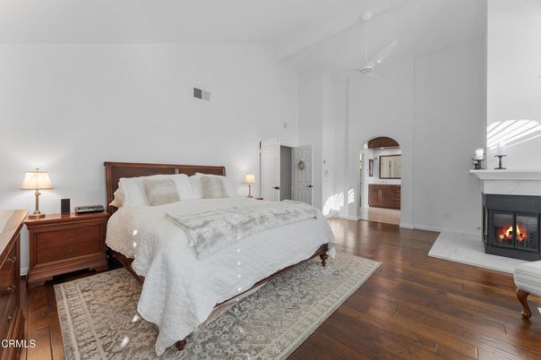 Bedroom, Fireplace, Interior, Wood Texture Flooring