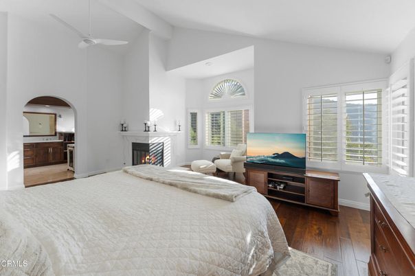 Bedroom, Fireplace, Interior, Wood Texture Flooring
