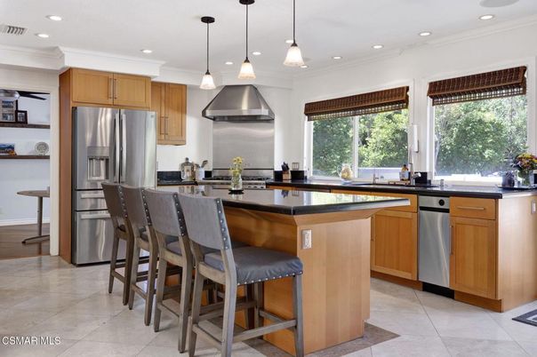 Interior, Kitchen, Pendant Lights, Recessed Lighting, Stainless Steel Appliances