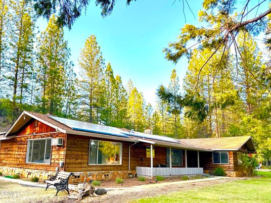 Backyard, Exterior, Facade, Solar Panels, Log Home