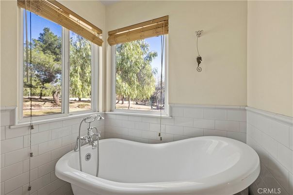 Bathroom, Free Standing Baths, Interior