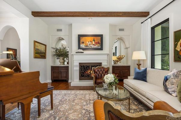 Fireplace, Interior, Living room, Piano, Recessed Lighting, Wood Texture Flooring