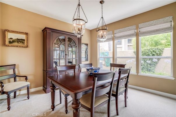 Chandelier, Dining room, Interior, Pendant Lights
