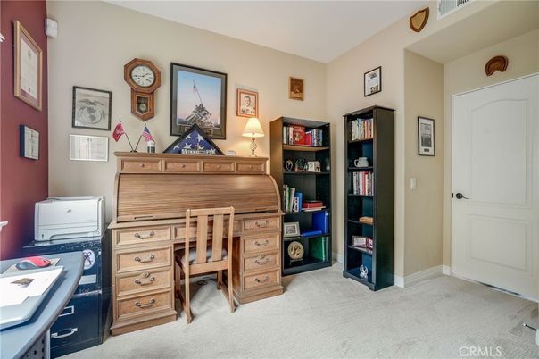 Home Office, Interior
