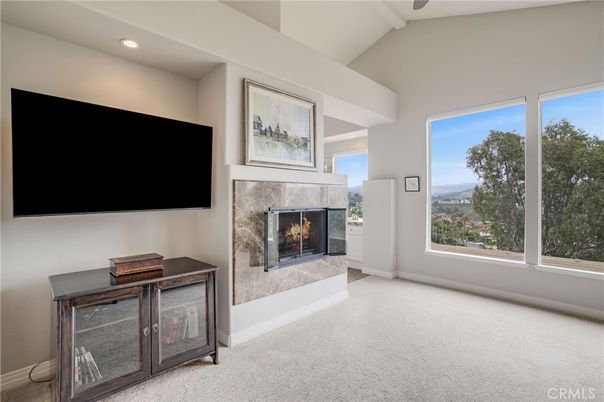 Fireplace, Interior, Recessed Lighting