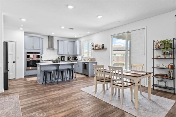 Dining room, Interior, Kitchen, Recessed Lighting, Wood Texture Flooring