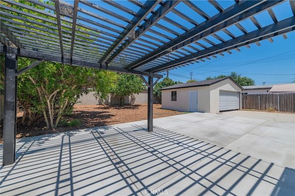 Backyard, Detached Garage, Exterior
