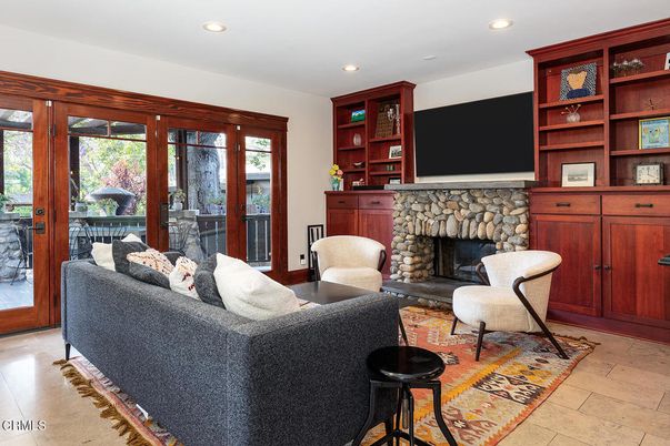 Fireplace, Interior, Living room, Recessed Lighting