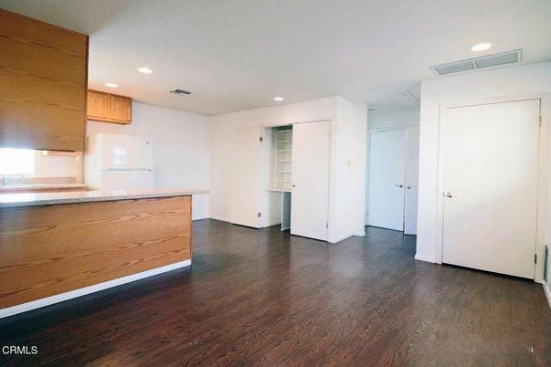 Empty room, Interior, Kitchen, Recessed Lighting, Wood Texture Flooring