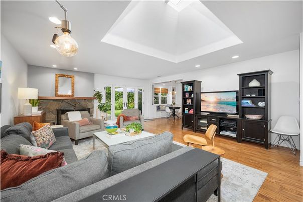 Fireplace, Interior, Living room, Pendant Lights, Recessed Lighting, Wood Texture Flooring