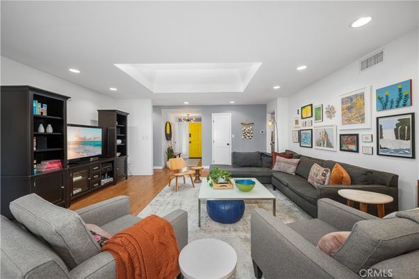 Dining room, Interior, Living room, Recessed Lighting, Wood Texture Flooring