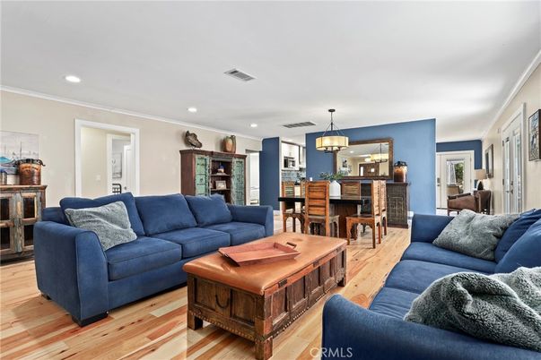 Chandelier, Dining room, Interior, Living room, Recessed Lighting, Wood Texture Flooring