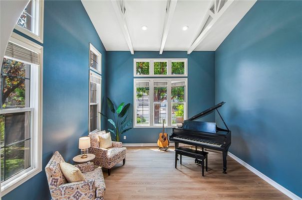 Interior, Piano, Recessed Lighting, Wood Texture Flooring