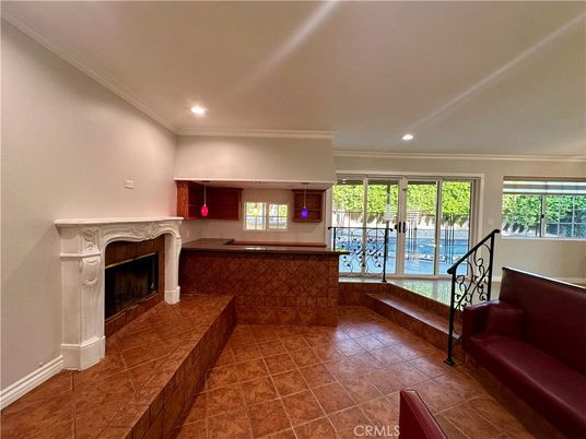 Fireplace, Interior, Recessed Lighting, Water