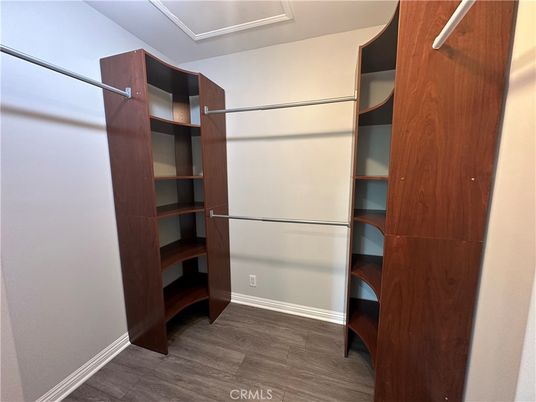 Interior, Walk-in Closets, Wood Texture Flooring