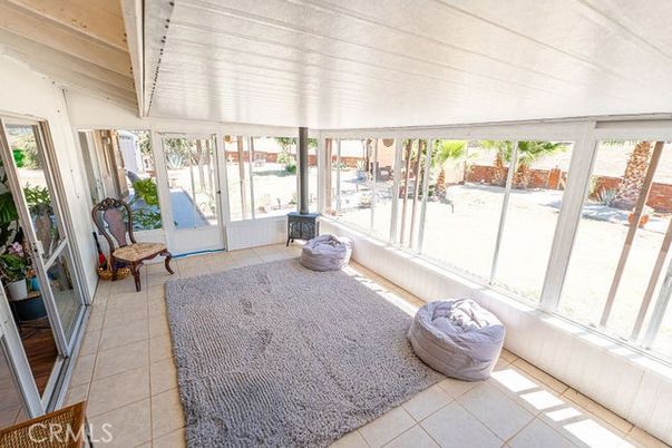 Interior, Sun Room, Water