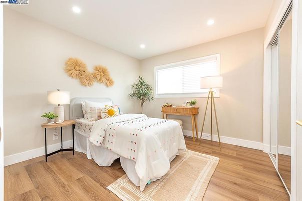 Bedroom, Interior, Recessed Lighting, Wood Texture Flooring