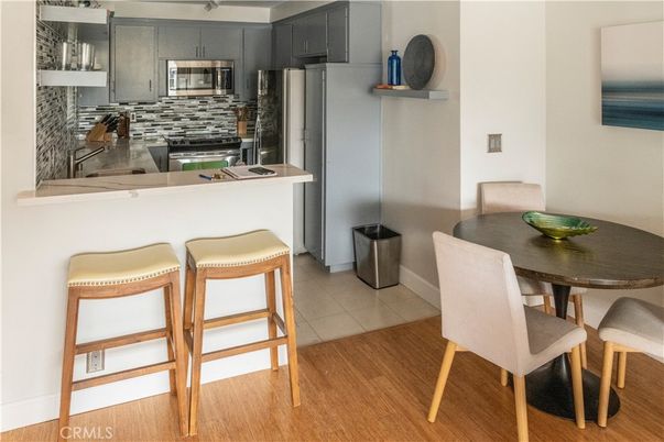 Dining room, Interior, Kitchen, Stainless Steel Appliances, Wood Texture Flooring