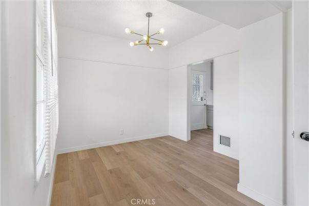 Empty room, Interior, Pendant Lights, Wood Texture Flooring