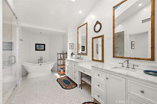 Bathroom, Dual Sink Vanities, Free Standing Baths, Glass Shower, Interior, Recessed Lighting