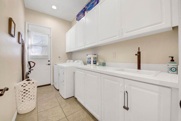 Interior, Recessed Lighting, Washer