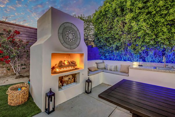 Exterior, Fireplace