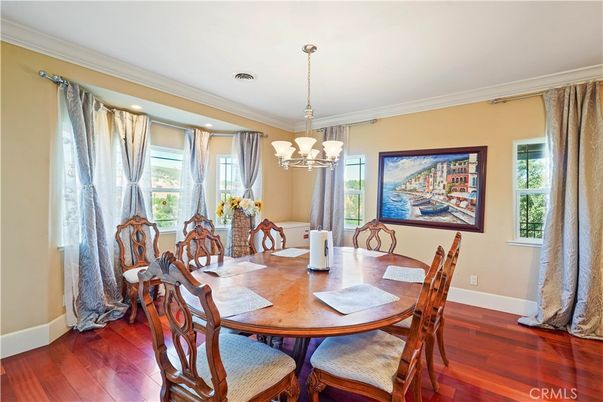 Chandelier, Dining room, Interior, Recessed Lighting, Wood Texture Flooring