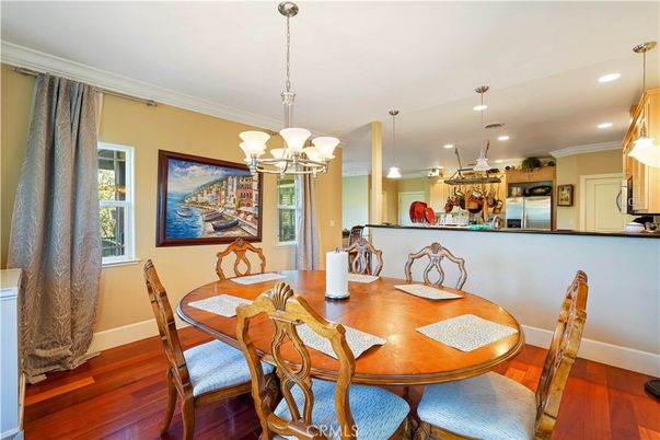 Chandelier, Dining room, Interior, Kitchen, Pendant Lights, Recessed Lighting, Wood Texture Flooring