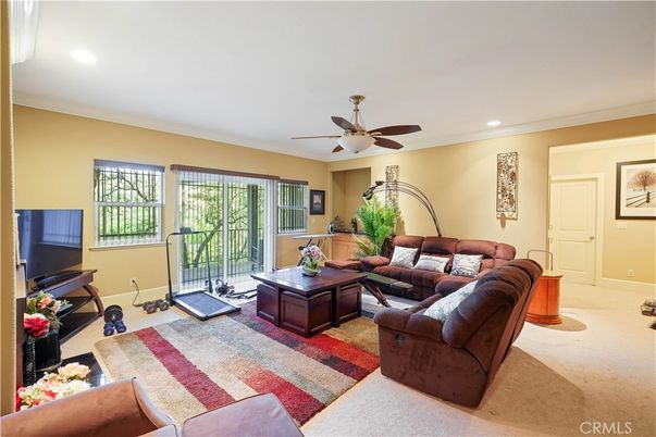 Fitness Equipment, Interior, Living room, Recessed Lighting