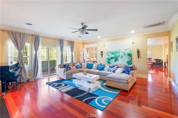 Interior, Living room, Piano, Recessed Lighting, Wood Texture Flooring