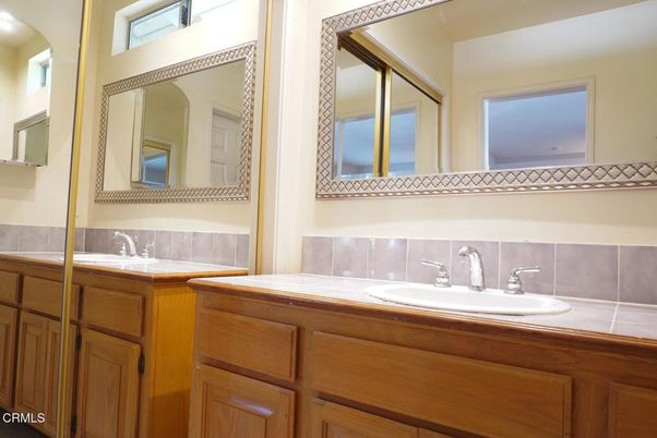 Bathroom, Interior, Tile Countertops