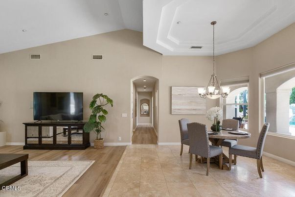 Chandelier, Dining room, Interior, Pendant Lights, Recessed Lighting, Wood Texture Flooring