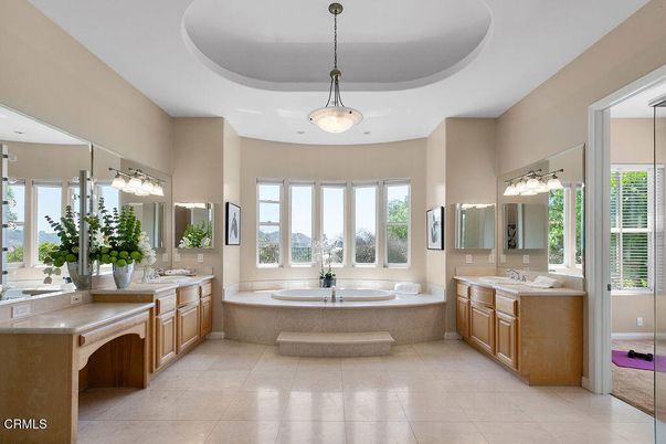 Bathroom, Dual Sink Vanities, Interior, Pendant Lights