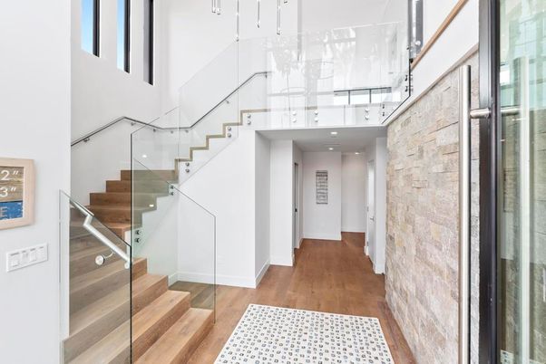Interior, Recessed Lighting, Wood Texture Flooring