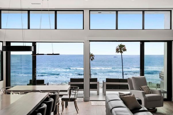 Dining room, Interior, Pendant Lights, Water, Wood Texture Flooring