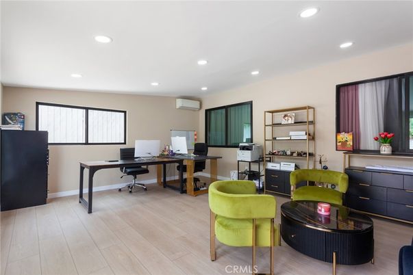 Home Office, Interior, Recessed Lighting, Wood Texture Flooring