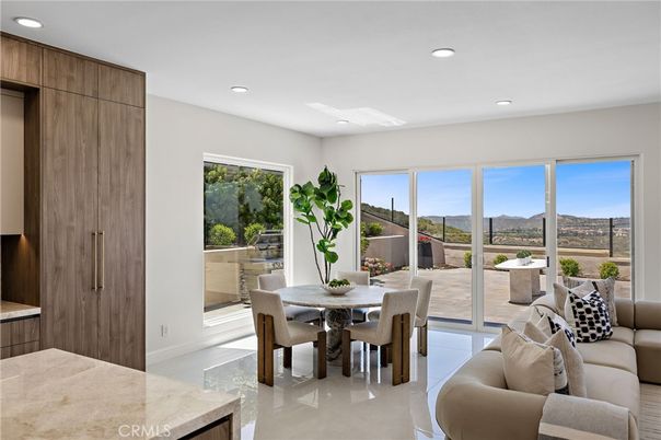 Dining room, Interior, Living room, Recessed Lighting