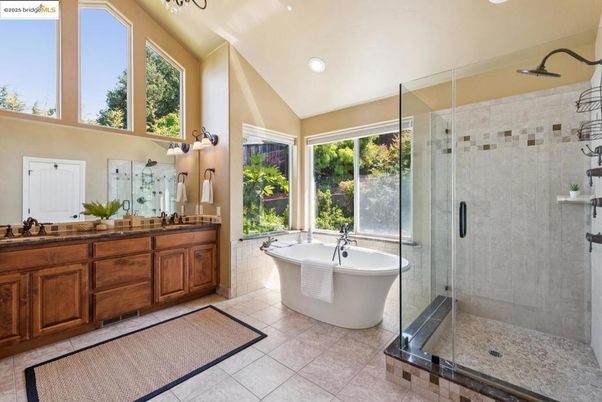 Bathroom, Dual Sink Vanities, Free Standing Baths, Glass Shower, Interior, Recessed Lighting