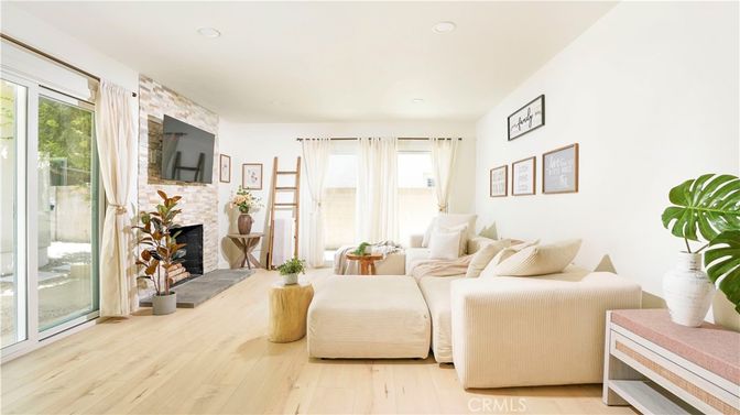 Fireplace, Interior, Living room, Recessed Lighting, Wood Texture Flooring