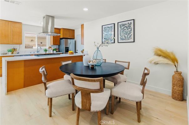Dining room, Interior, Kitchen, Recessed Lighting, Wood Texture Flooring
